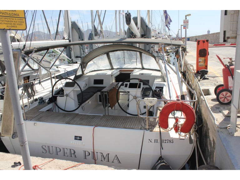 Sailboat for rent Alimos at the best price