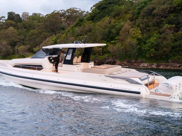 RIB rental in Marine de Sant'Ambrogio - Capelli STRADIVARI 52