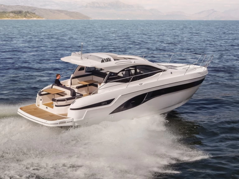 Rent a Bavaria Bavaria SR41 Trogir