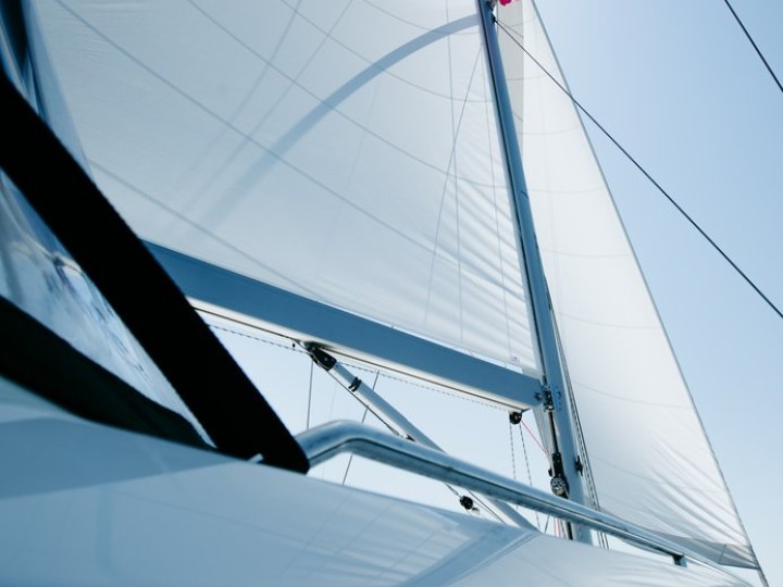 Sailboat for rent Alimos at the best price
