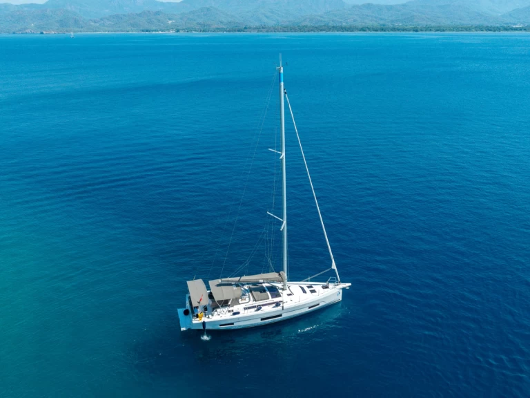 Yacht charter Fethiye cheap Dufour 470