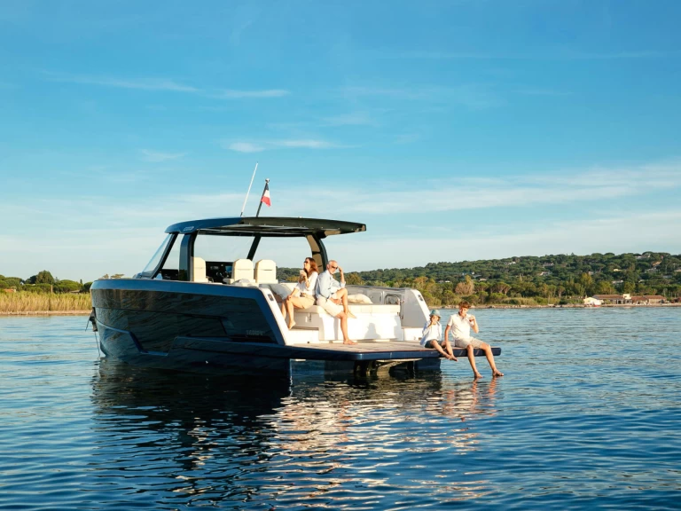 Luxury Yacht for rent Kaštela at the best price