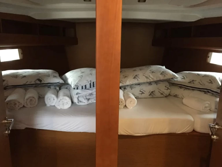 Boat rental Jeanneau Sun Odyssey 479 in Seget Donji on Samboat