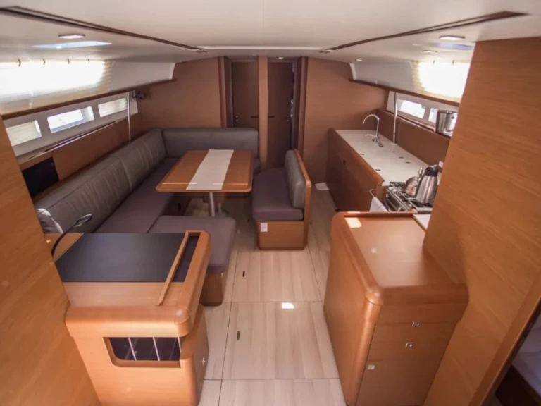 Rent a Jeanneau Sun Odyssey 519 Seget Donji