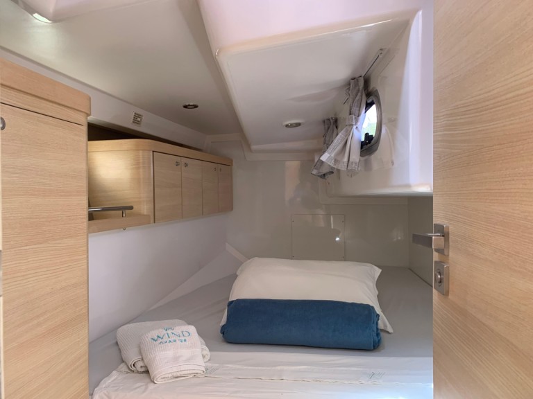 Sailboat for rent Paraty at the best price