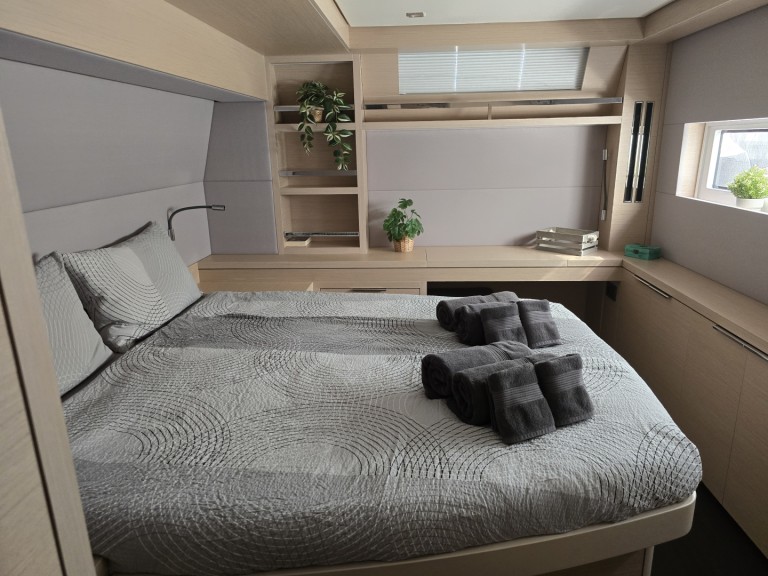 Rent a Lagoon Lagoon 55[G] Palma de Mallorca