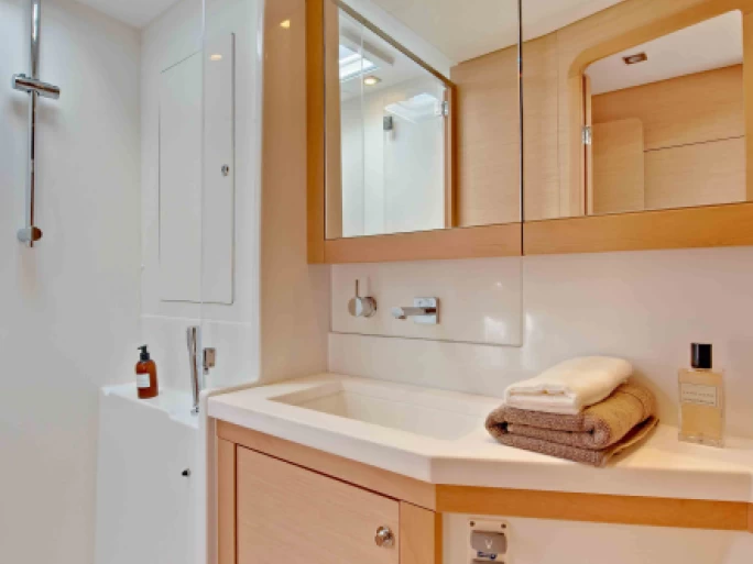 Catamaran for rent Mykonos (City) at the best price