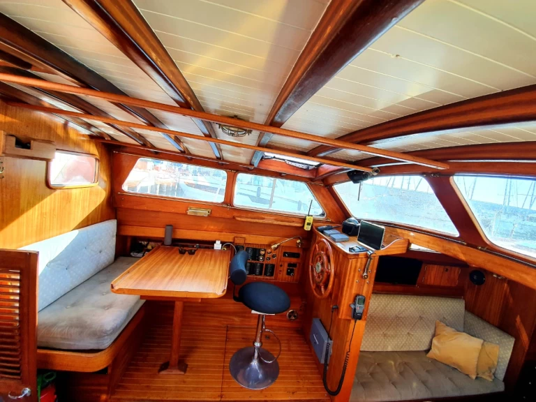 Sailboat rental in Marseille - Vindö 65MS