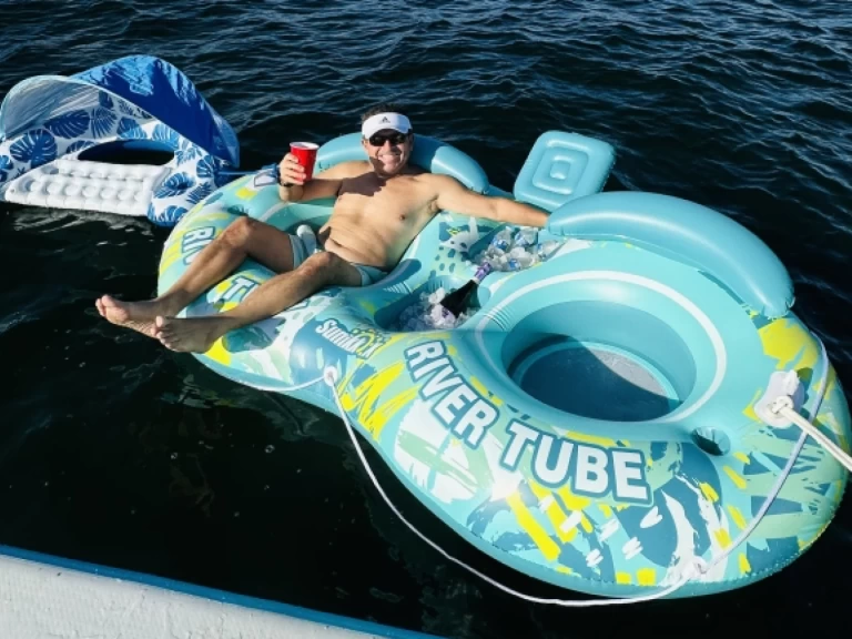 Rent a Sea Ray 450 express bridge West Palm Beach