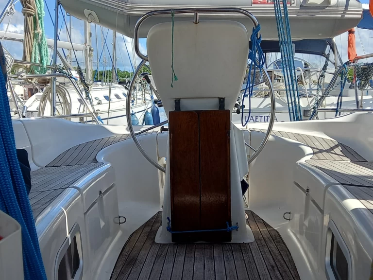 Bareboat Rental Sailboat Bavaria with a boat licence