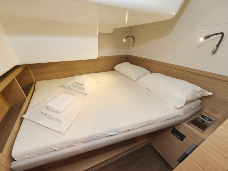 Rent a Lagoon Lagoon 51 - 6 cabins/4heads Sukošan