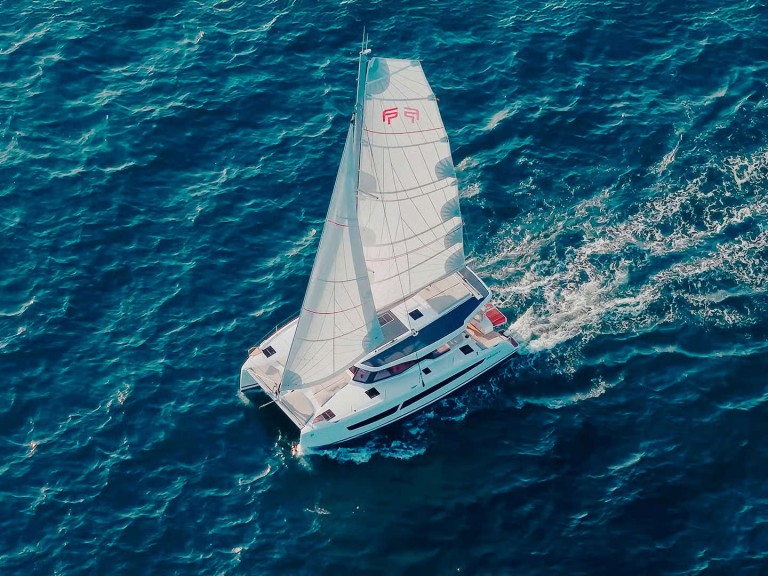 Yacht charter Lávrio cheap Fountaine Pajot FP 41 Quatuor 4