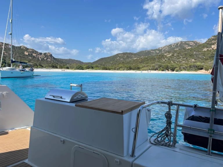 Bareboat Rental Catamaran Fountaine Pajot with a boat licence