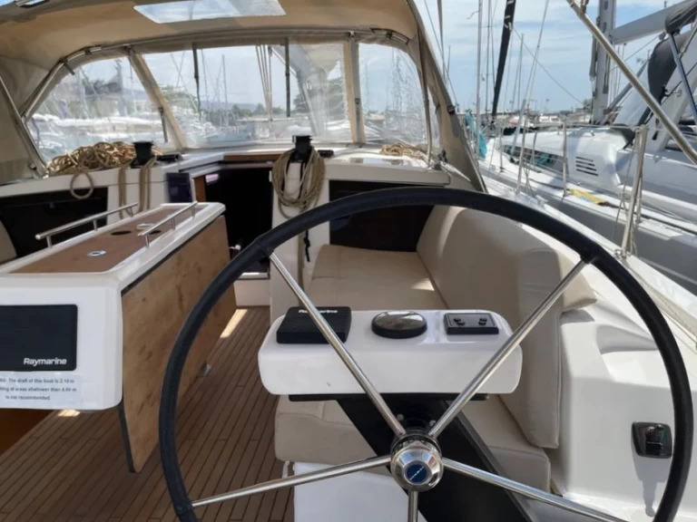 Rent a Dufour Dufour 430 Grand Large Athens