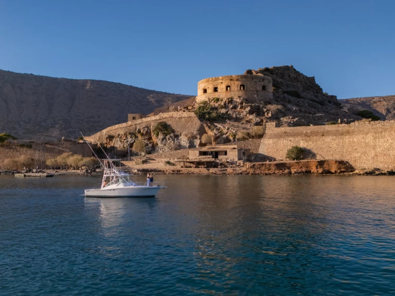 Luxury Yacht rental with or without captain Luhrs Agios Nikolaos