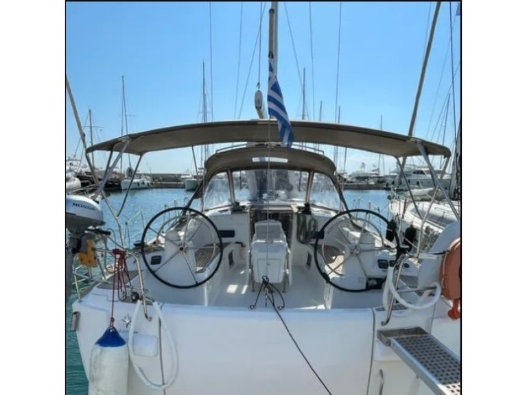 Sailboat for rent Alimos at the best price