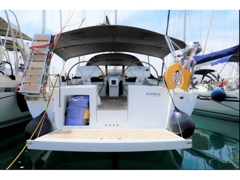 Hanse Hanse 458 in Alimos on SamBoat