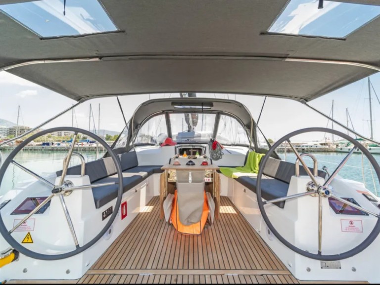 Bareboat Rental Sailboat Bénéteau with a boat licence