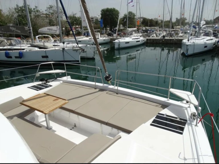 Bali Bali 4.1 charter bareboat or captained in  Lefkáda