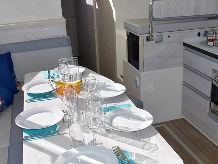 Rent a Premier Horizon 4 Migennes