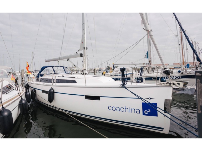 Sailboat for rent Lemmer at the best price