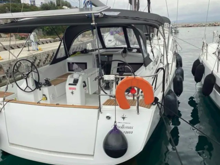 Jeanneau Sun Odyssey 440 in Gouvia on SamBoat