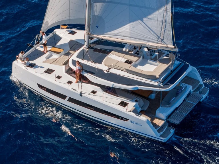 Fountaine Pajot Fountaine Pajot FP 44 Maestro - 3 cab. charter bareboat or captained in  Frenchtown