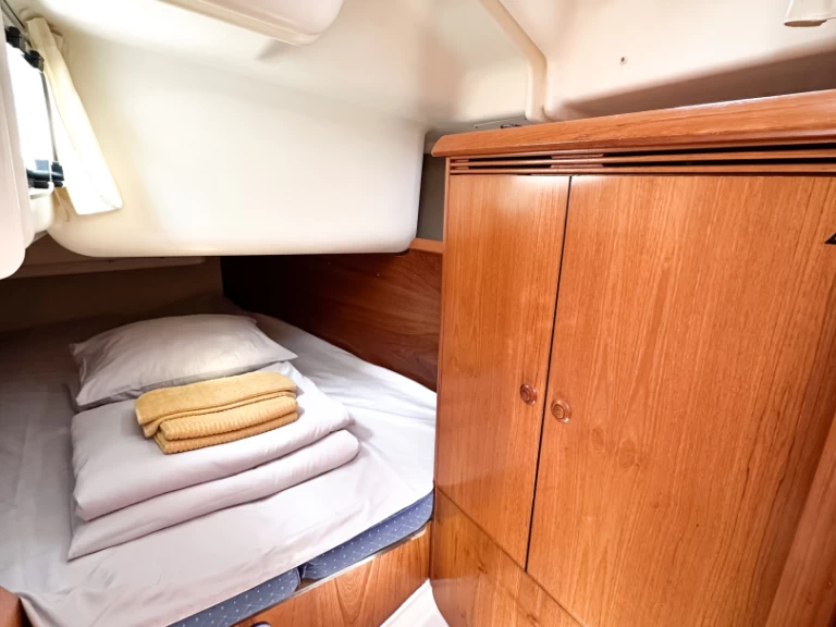 Sailboat for rent Tivat at the best price