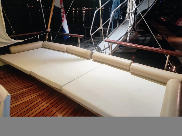 Yacht charter Stobreč cheap Gulet