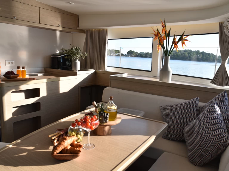 Boat rental Lagoon Lagoon 42 in Split on Samboat