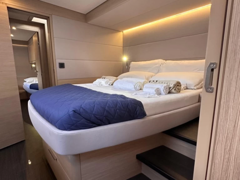 Boat rental Lagoon Lagoon 55 in Cugnana Verde on Samboat