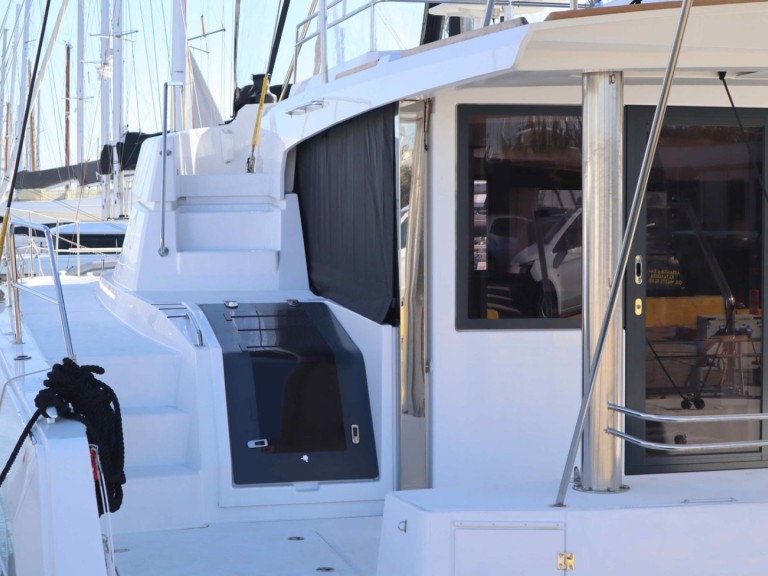 Rent a Bali Bali 4.8 Alimos