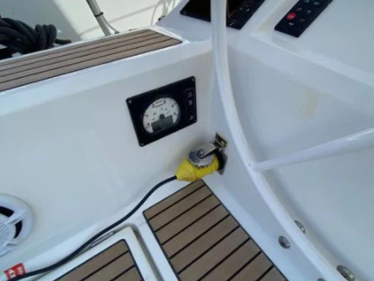 Sailboat rental in Lefkáda - Bénéteau Oceanis 41.1