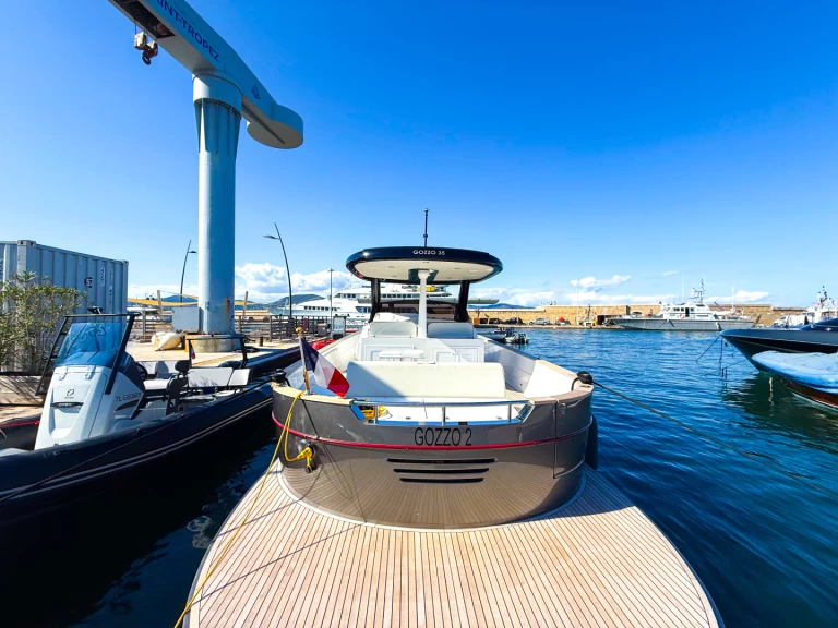 Motorboat rental in Saint-Tropez - Apreamare Gozzo 35