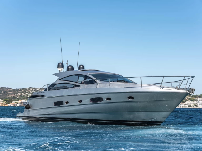 Motorboat rental in Port de Saint Tropez - persing 56
