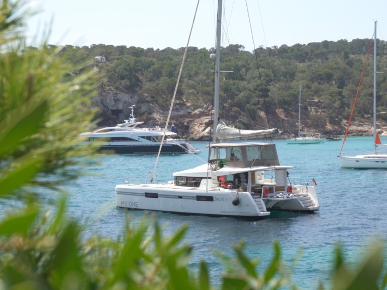 Catamaran rental with or without captain Lagoon Cagliari