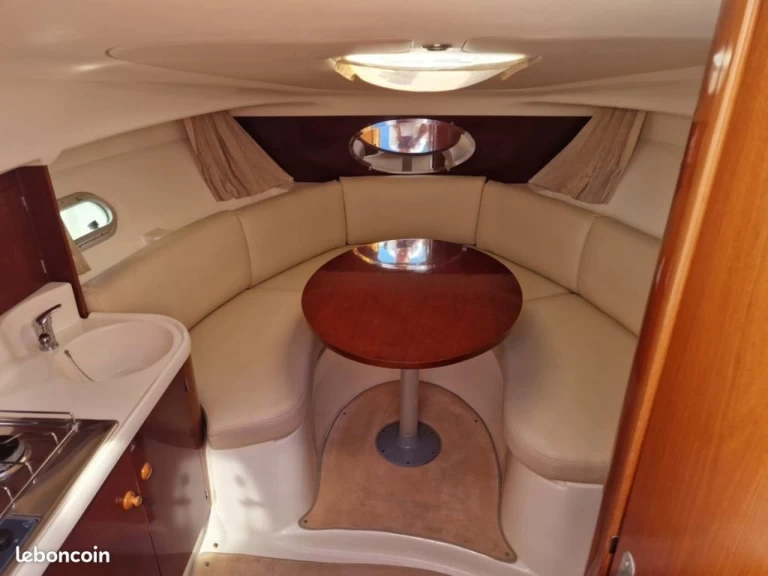 Rent a Jeanneau Leader 805 France