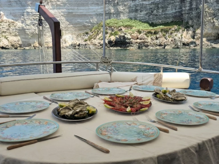 Bareboat Rental Luxury Yacht Custom Gulet-Motor Sailor with a boat licence