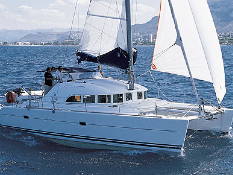 Catamaran rental with or without captain Lagoon Empuriabrava