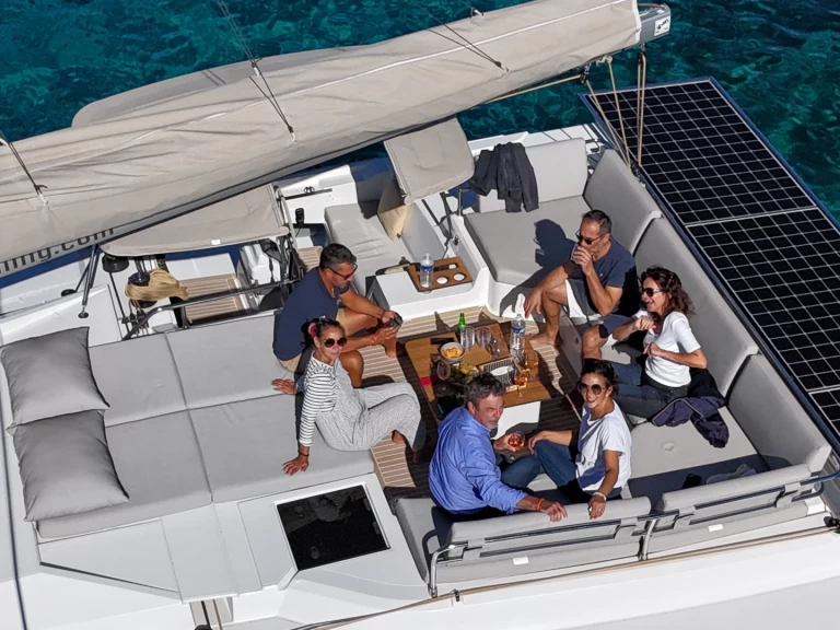 Fountaine Pajot Elba 45 in Port de Bormes-les-Mimosas on SamBoat