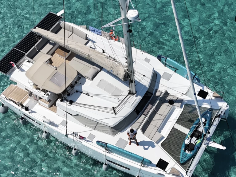 Catamaran for rent Le Marin at the best price