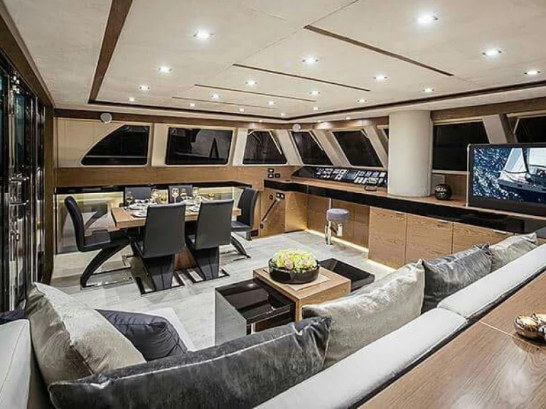 Bareboat Rental Catamaran Sunreef with a boat licence