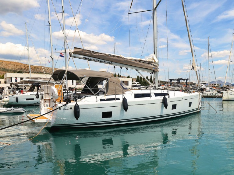 Hanse Hanse 418 charter bareboat or captained in  Seget Donji