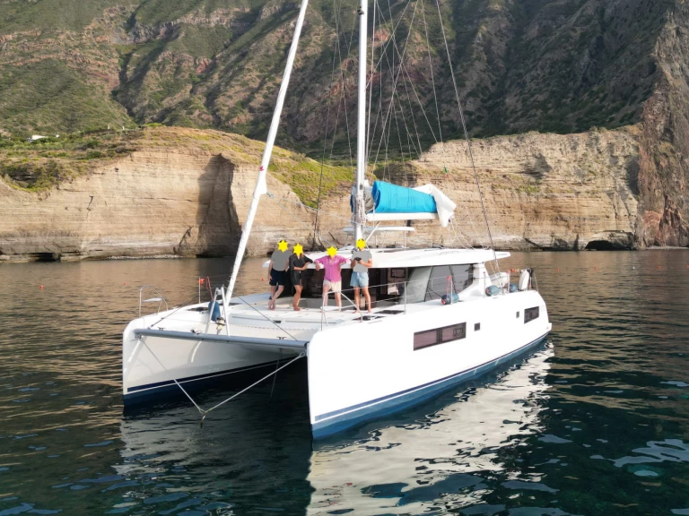 Catamaran rental with or without captain Leopard Catamarans / Robertson & Caine Can Pastilla