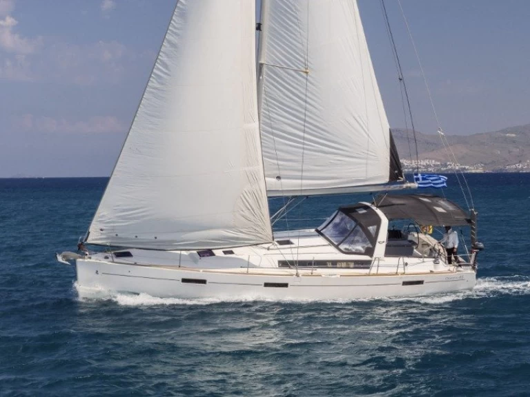 Rent a Bénéteau Oceanis 45 Kos