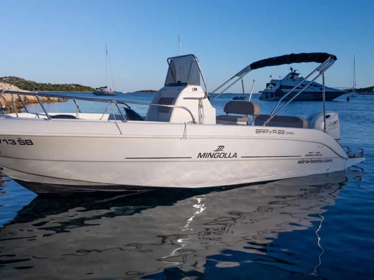 Boat rental Mingolla Brava 22 Open in Šibenik on Samboat
