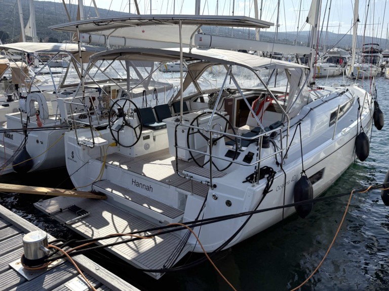 Sailboat rental with or without captain Bénéteau Punat