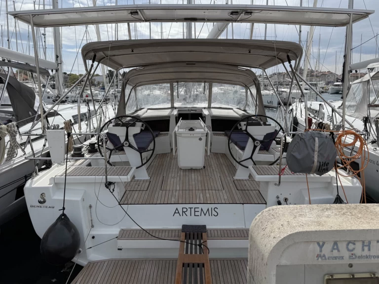 Sailboat rental in Rogoznica - Bénéteau Oceanis 46.1