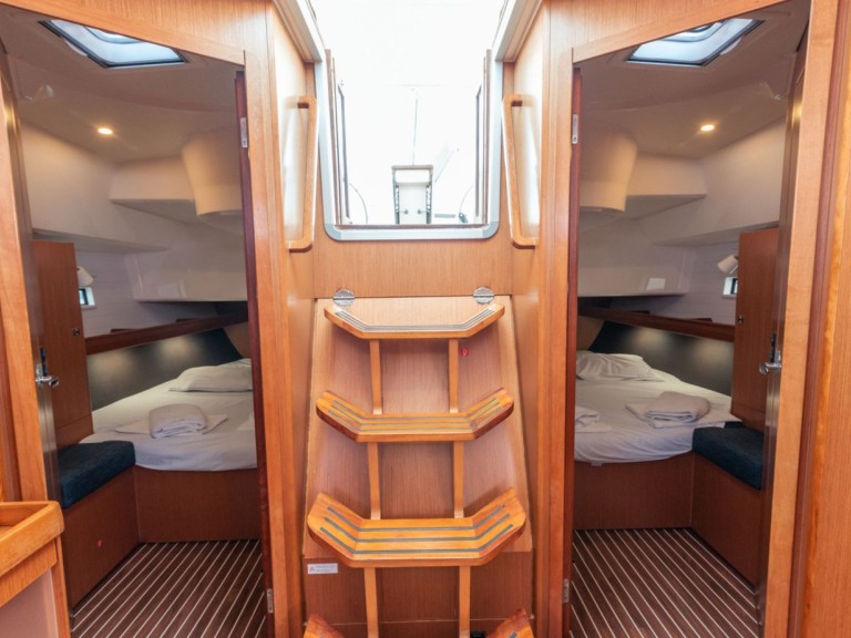 Bareboat Rental Sailboat Bavaria with a boat licence