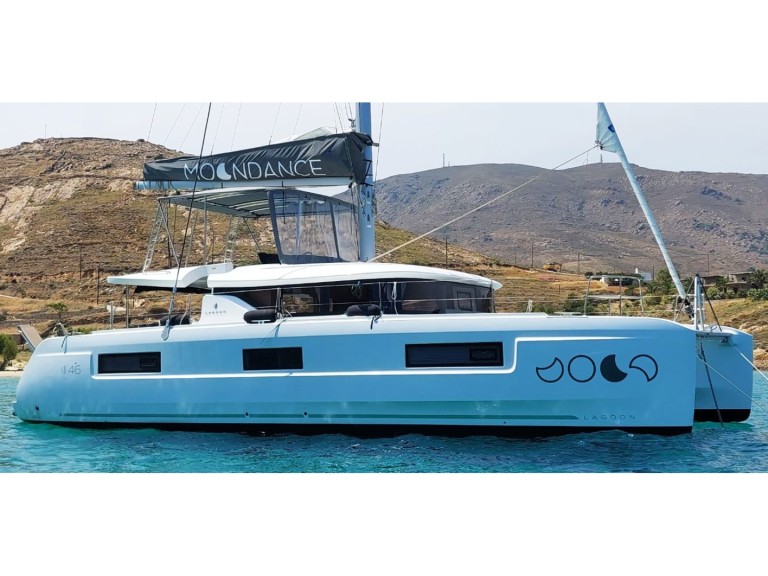 Bareboat Rental Catamaran Lagoon with a boat licence